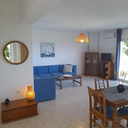 χαλκιδική شقة